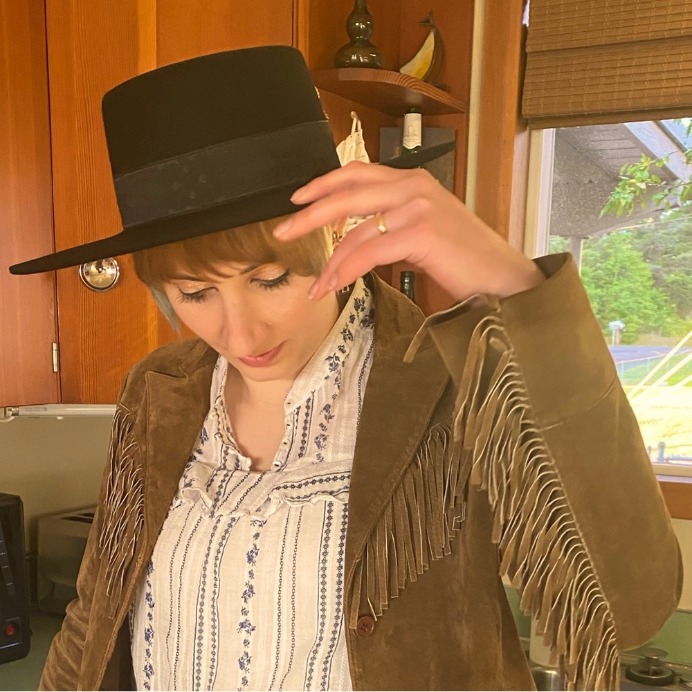 Meet your Posher, Devon